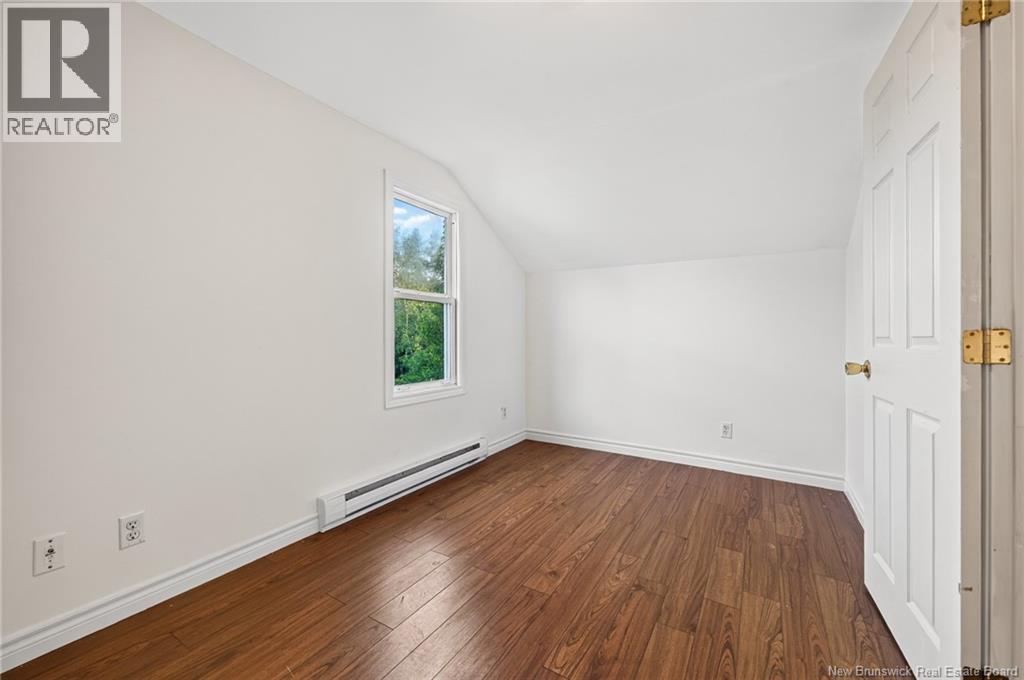 210 Broadway Street - 26