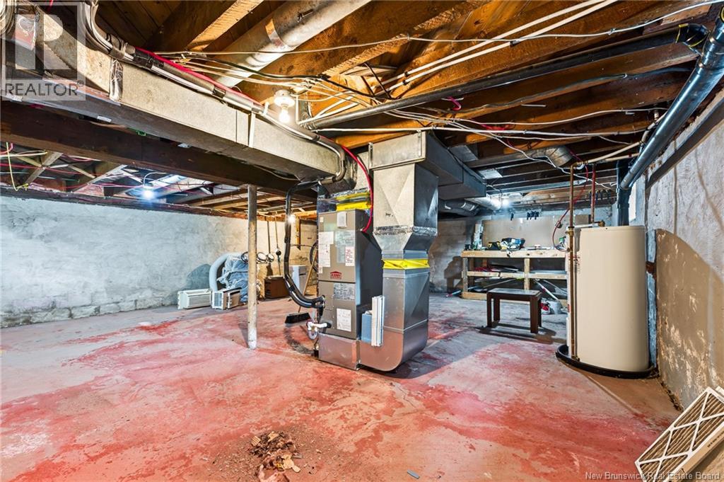 210 Broadway Street - 34