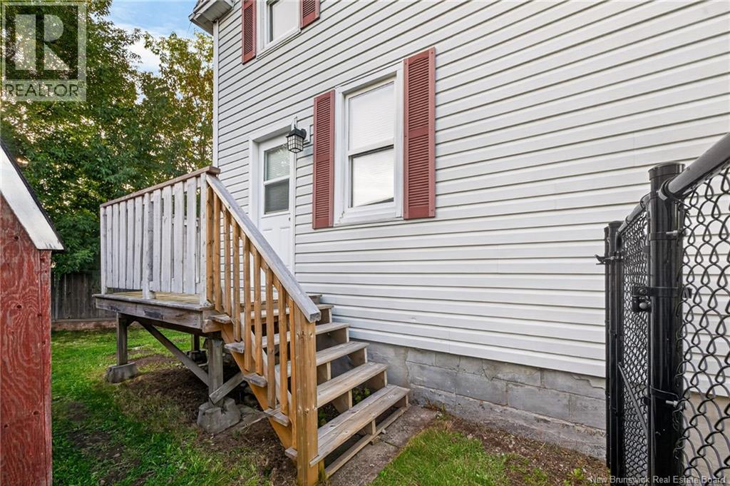 210 Broadway Street - 36