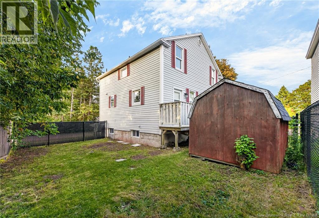 210 Broadway Street - 37