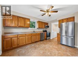 210 Broadway Street, photo 12