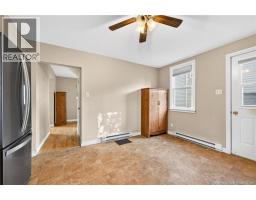 210 Broadway Street, photo 15