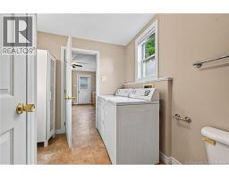 210 Broadway Street, photo 19
