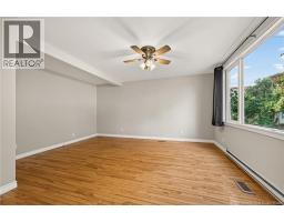 210 Broadway Street, photo 9