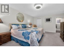 27 Rosewood Avenue, Springwater, ON L0L1X0 Photo 22