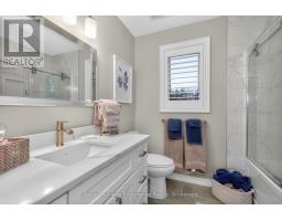 27 Rosewood Avenue, Springwater, ON L0L1X0 Photo 30