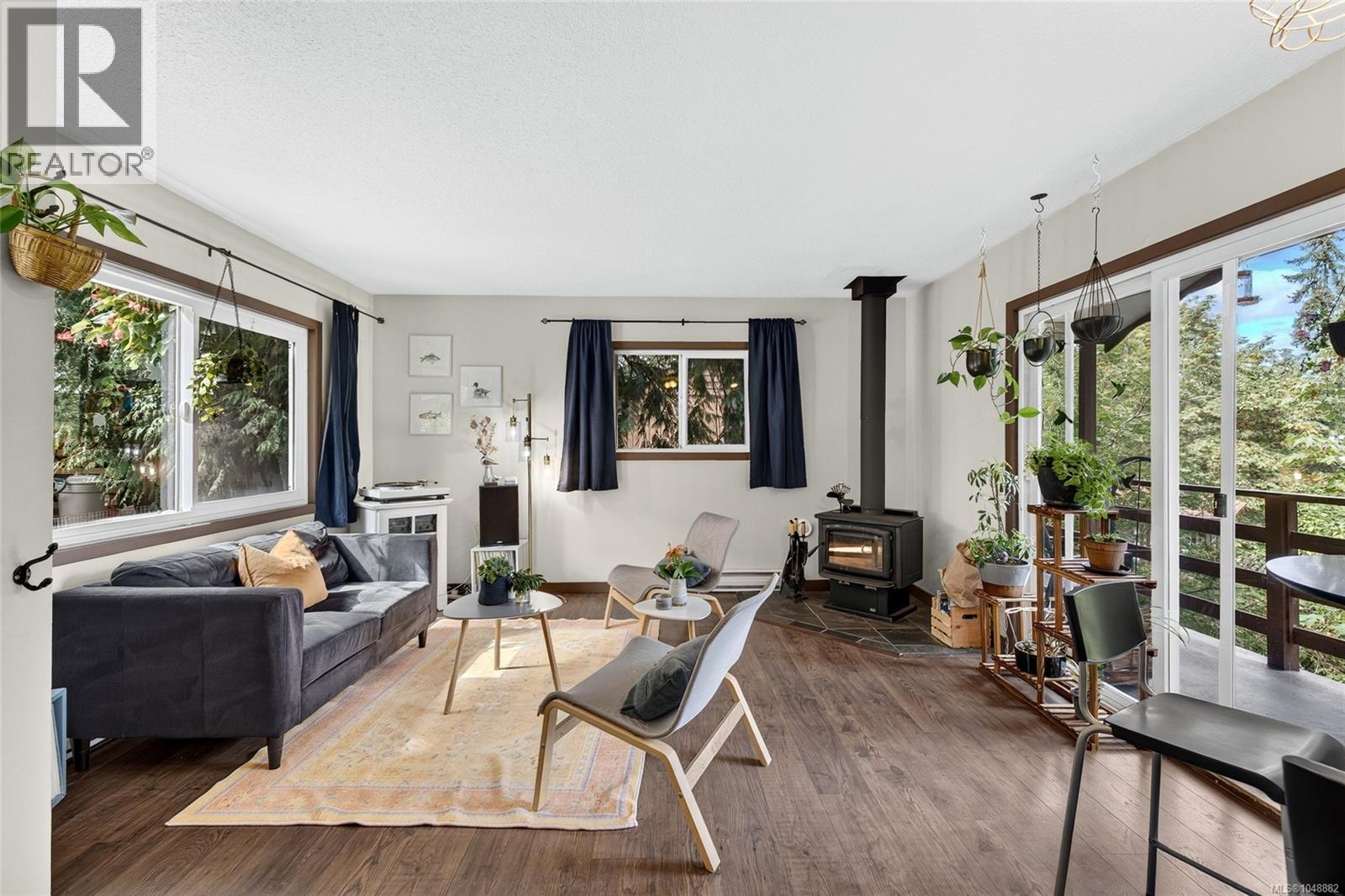 138 Woodland Dr - 4