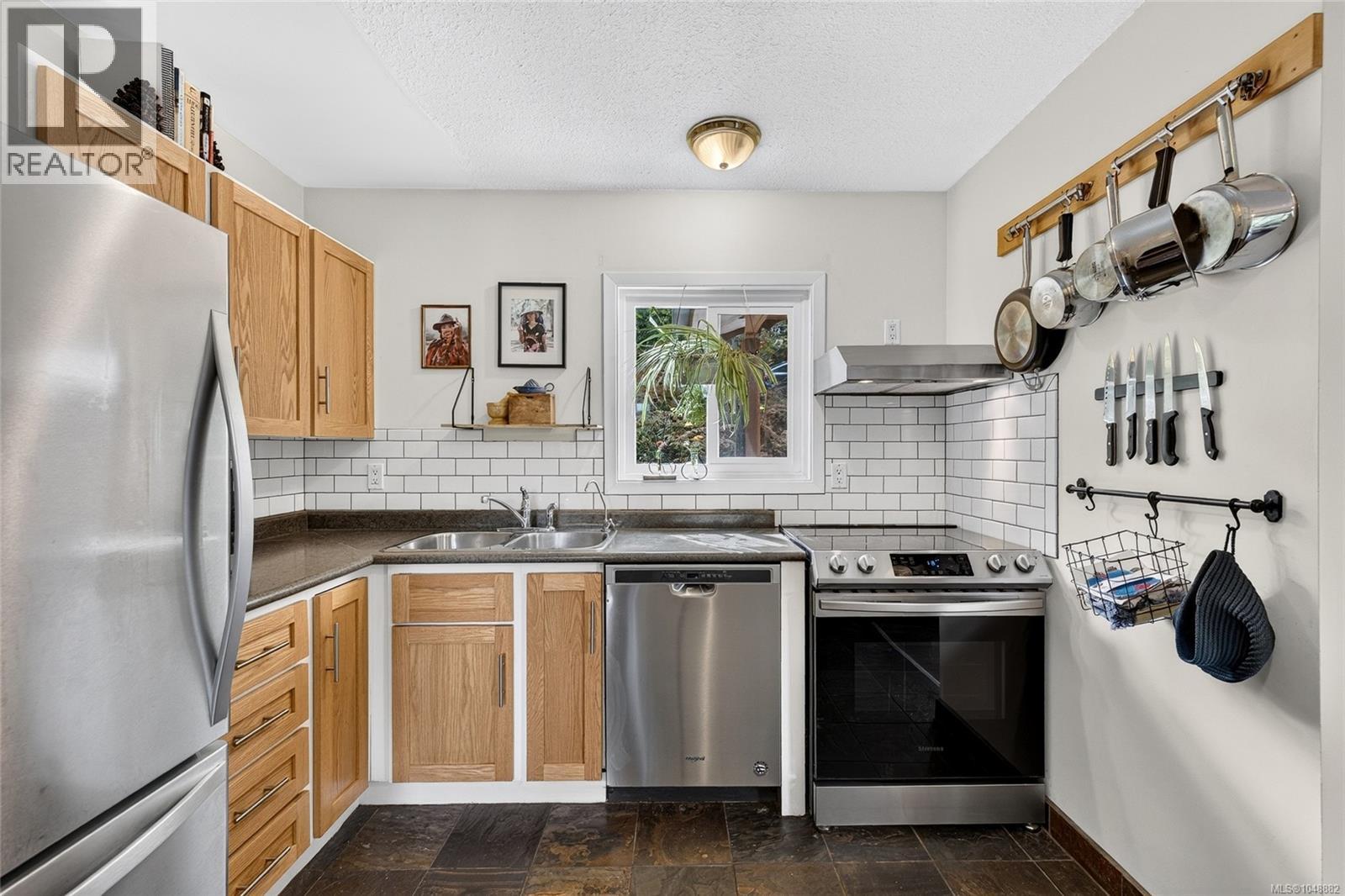 138 Woodland Dr - 8