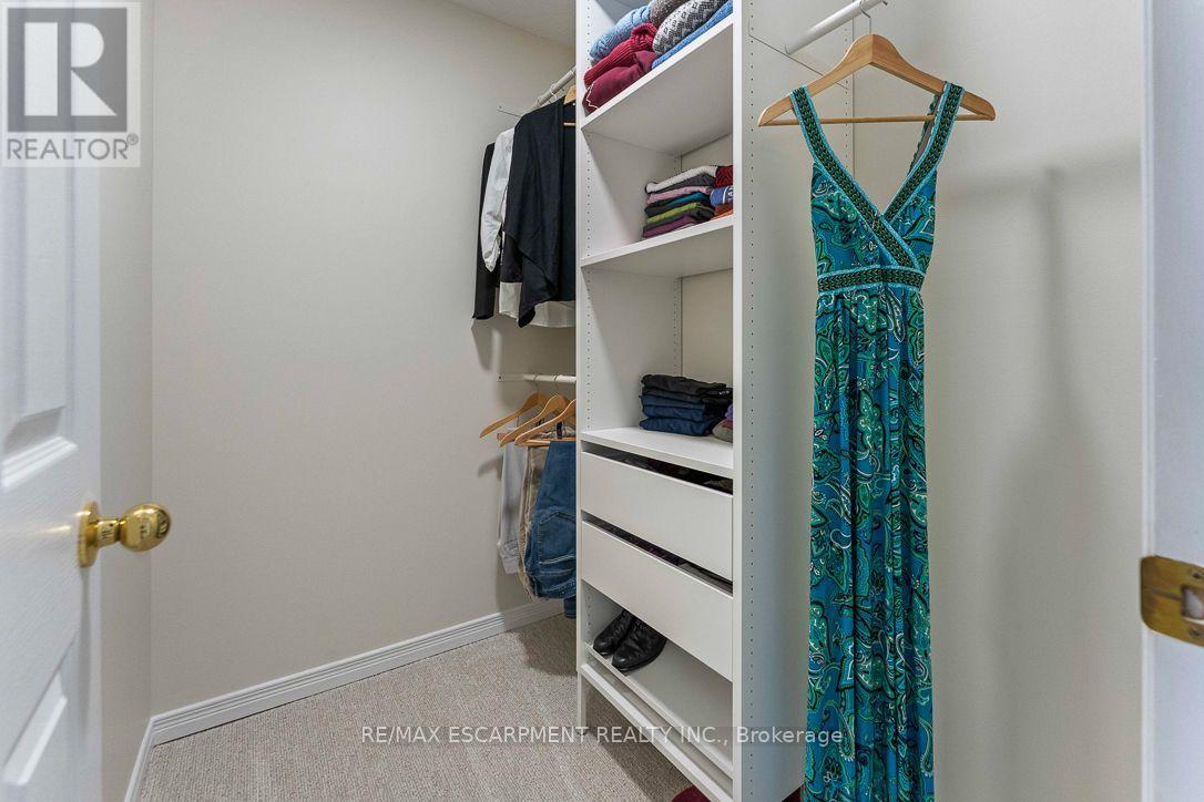253 GATWICK DRIVE - Image 32