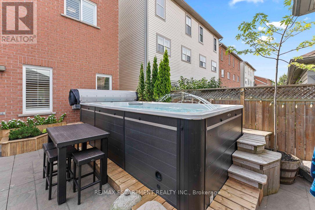 253 GATWICK DRIVE - Image 43