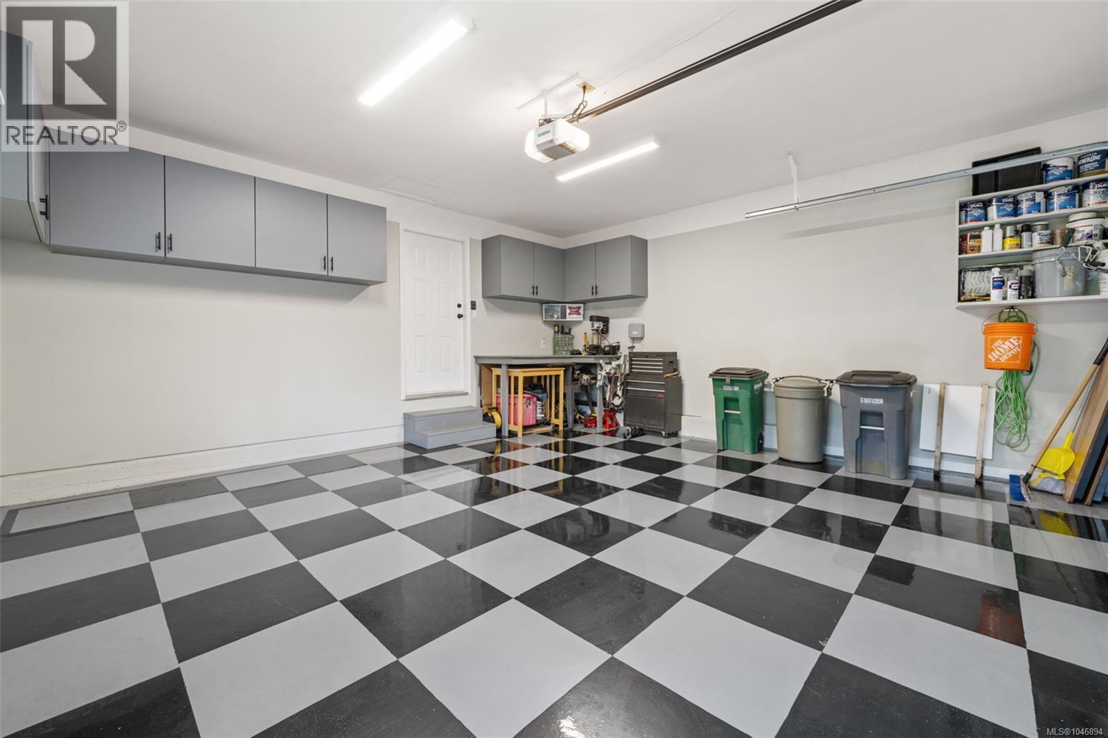 547 Normandy Rd - 28
