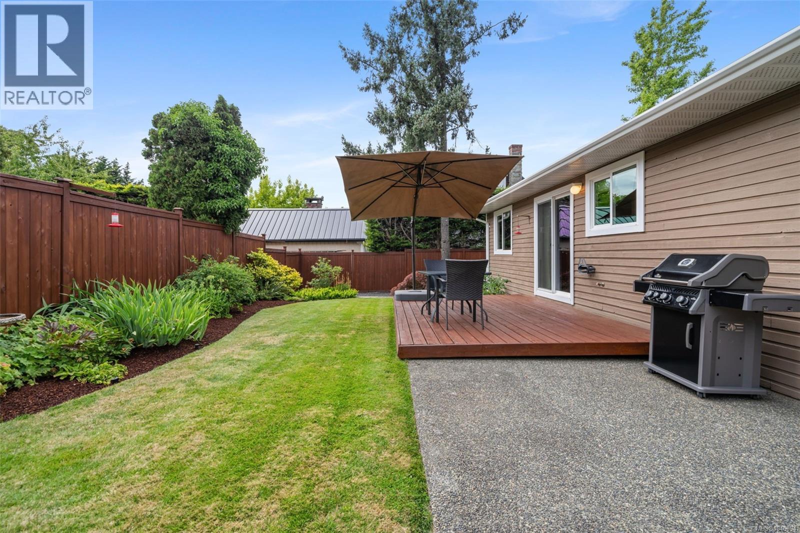 547 Normandy Rd - 33