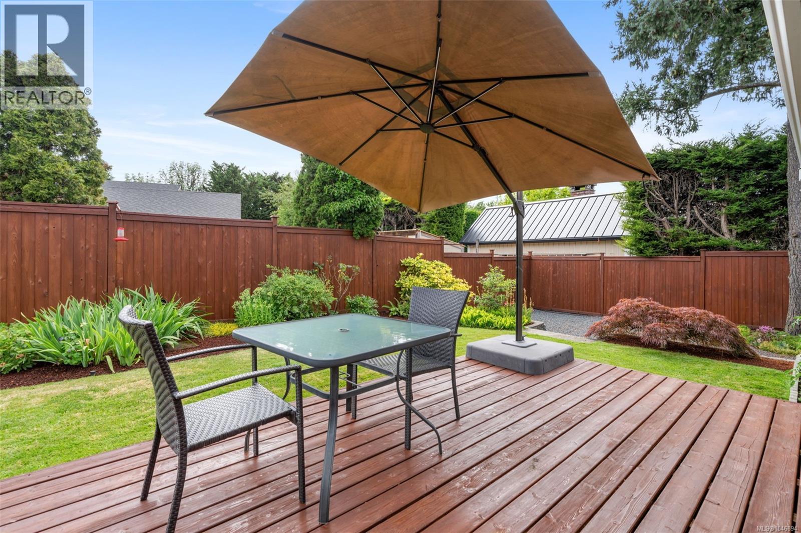 547 Normandy Rd - Image 36