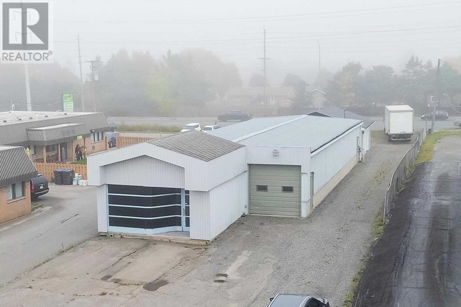 100 White Oak DR E, Sault Ste. Marie — photo 2