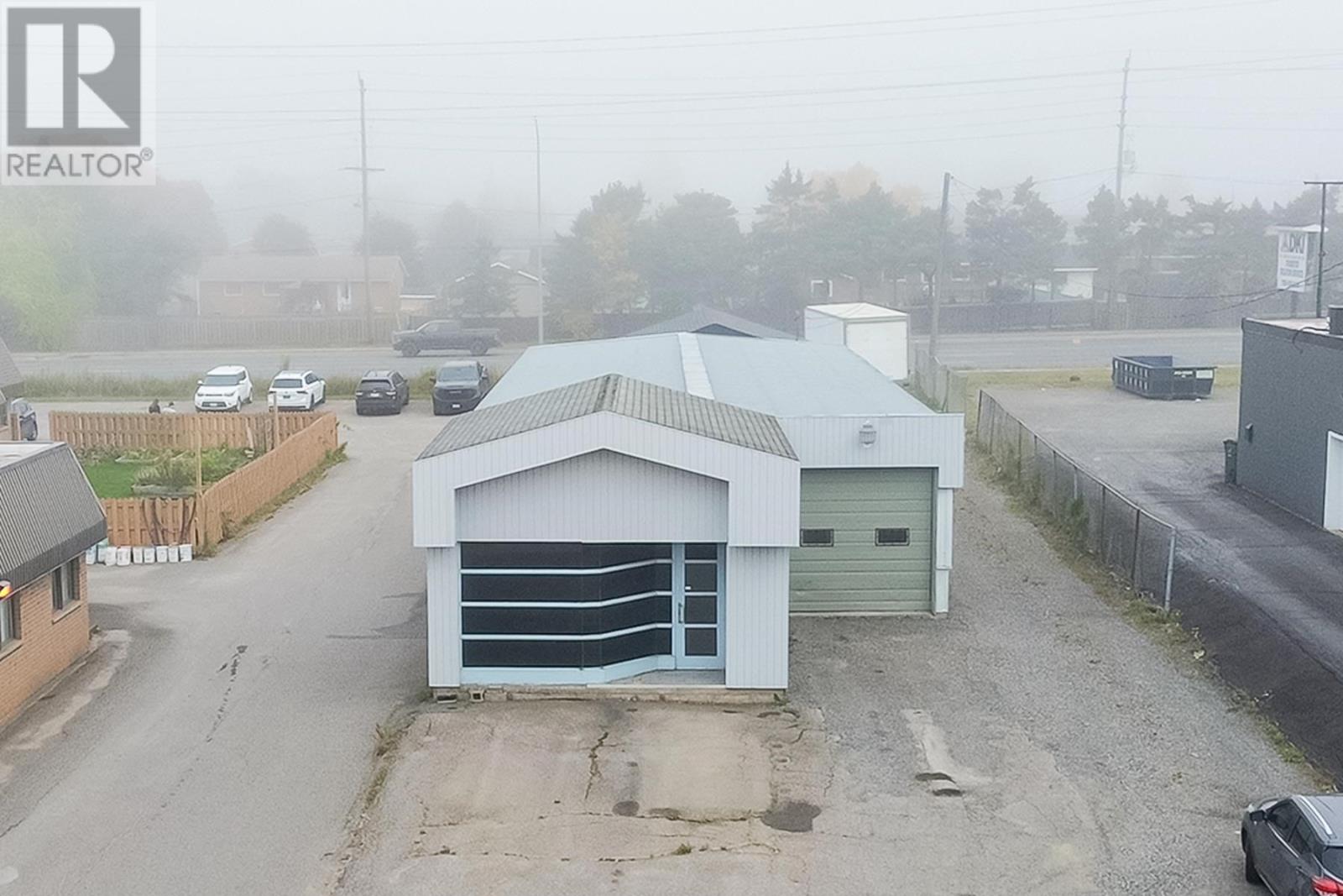 100 White Oak DR E, Sault Ste. Marie — photo 3