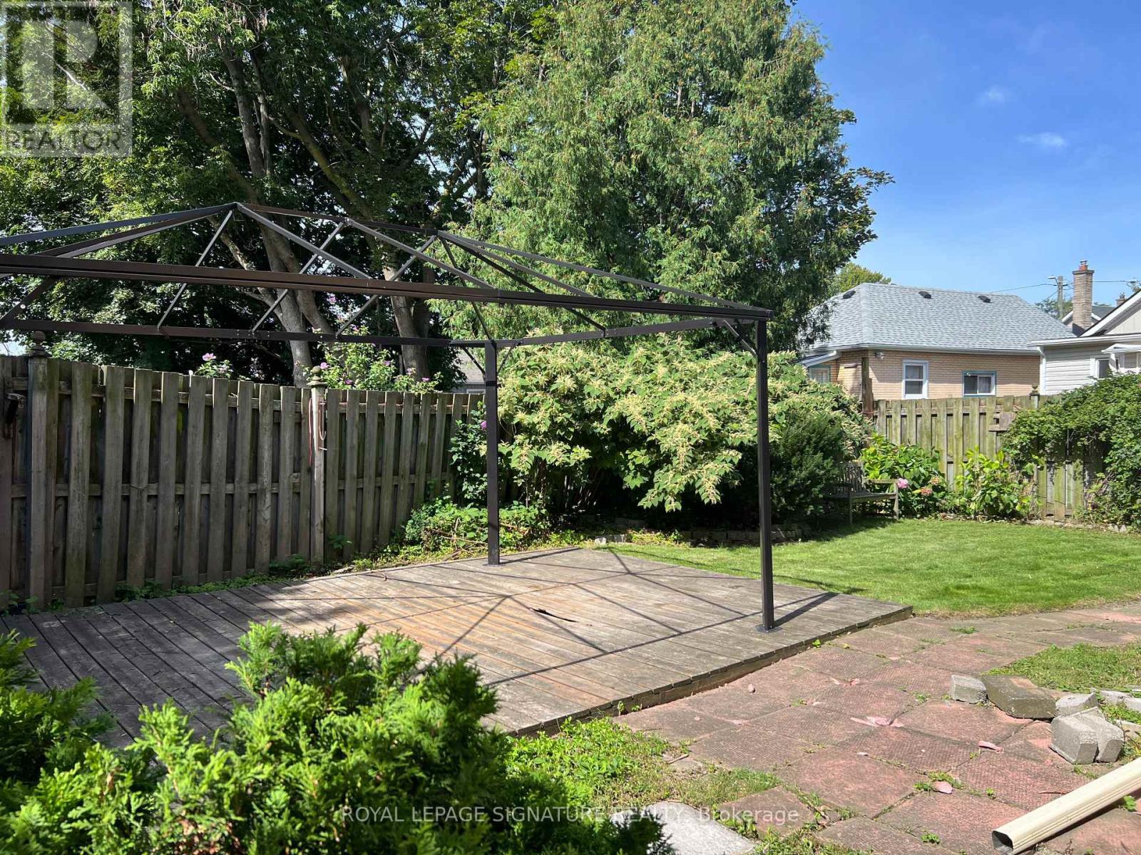 141 YORK STREET - 34