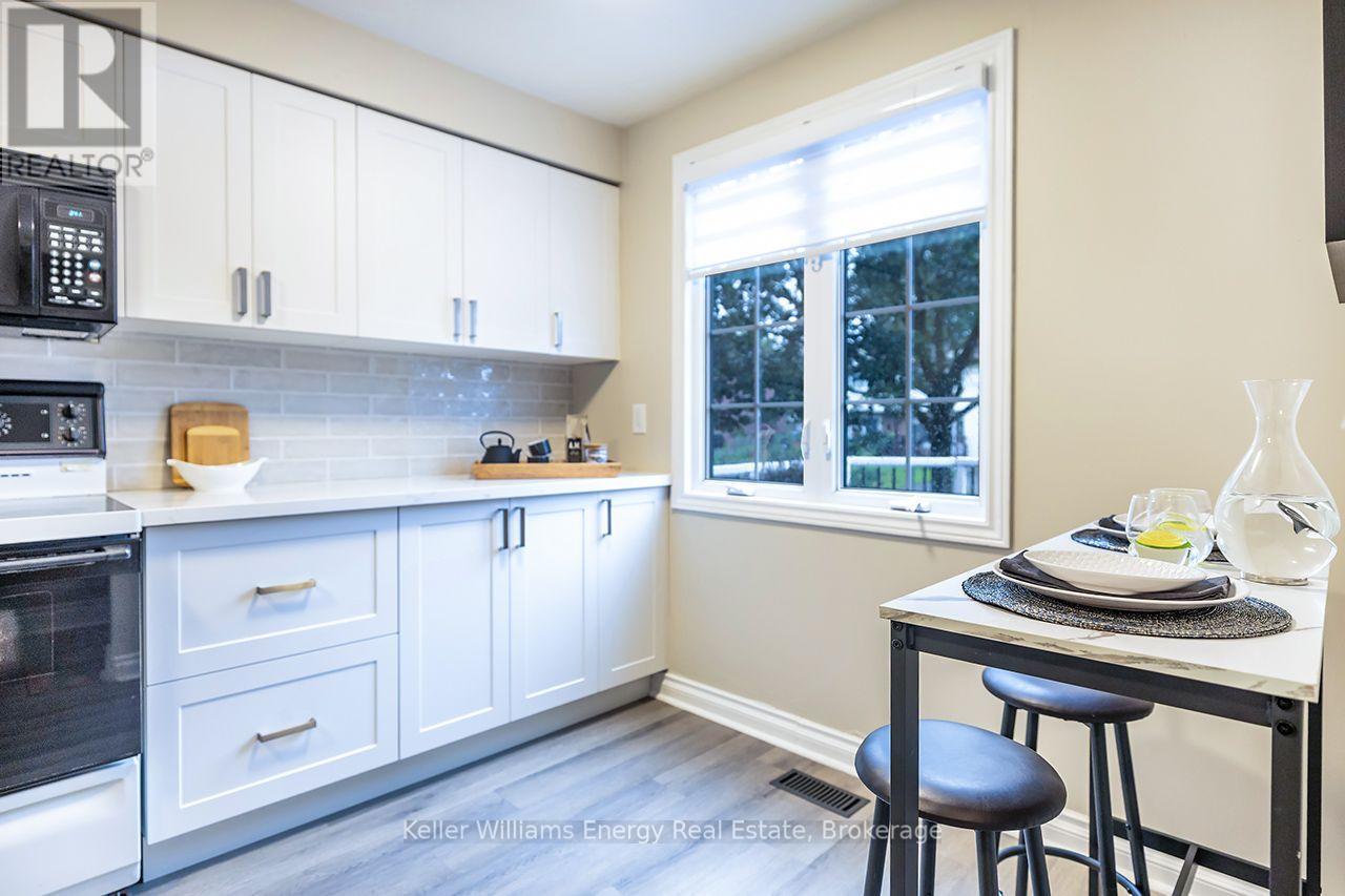 340 POMPANO COURT - Image 11