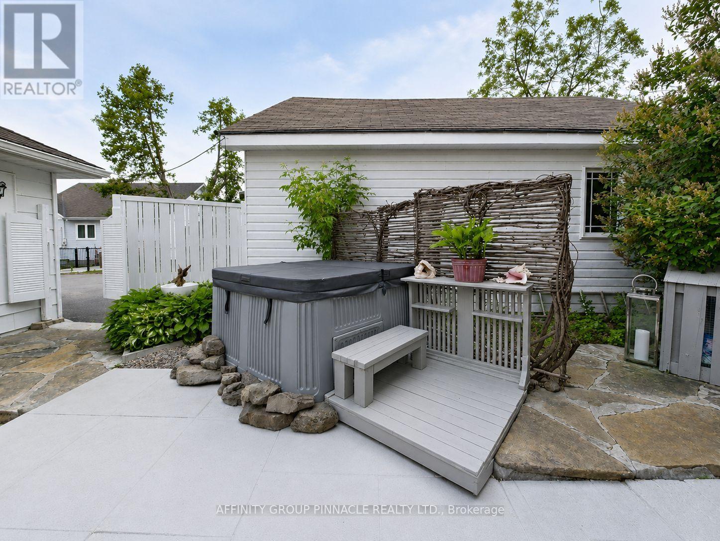 15 PRINCE STREET W - Image 41