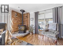 3pc Ensuite bath - 5 Cameron Street, Wallaceburg, ON N8A1R3 Photo 11