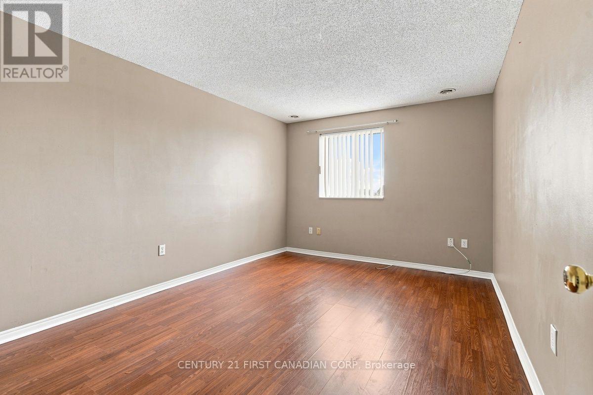30 Chapman Court — photo 21