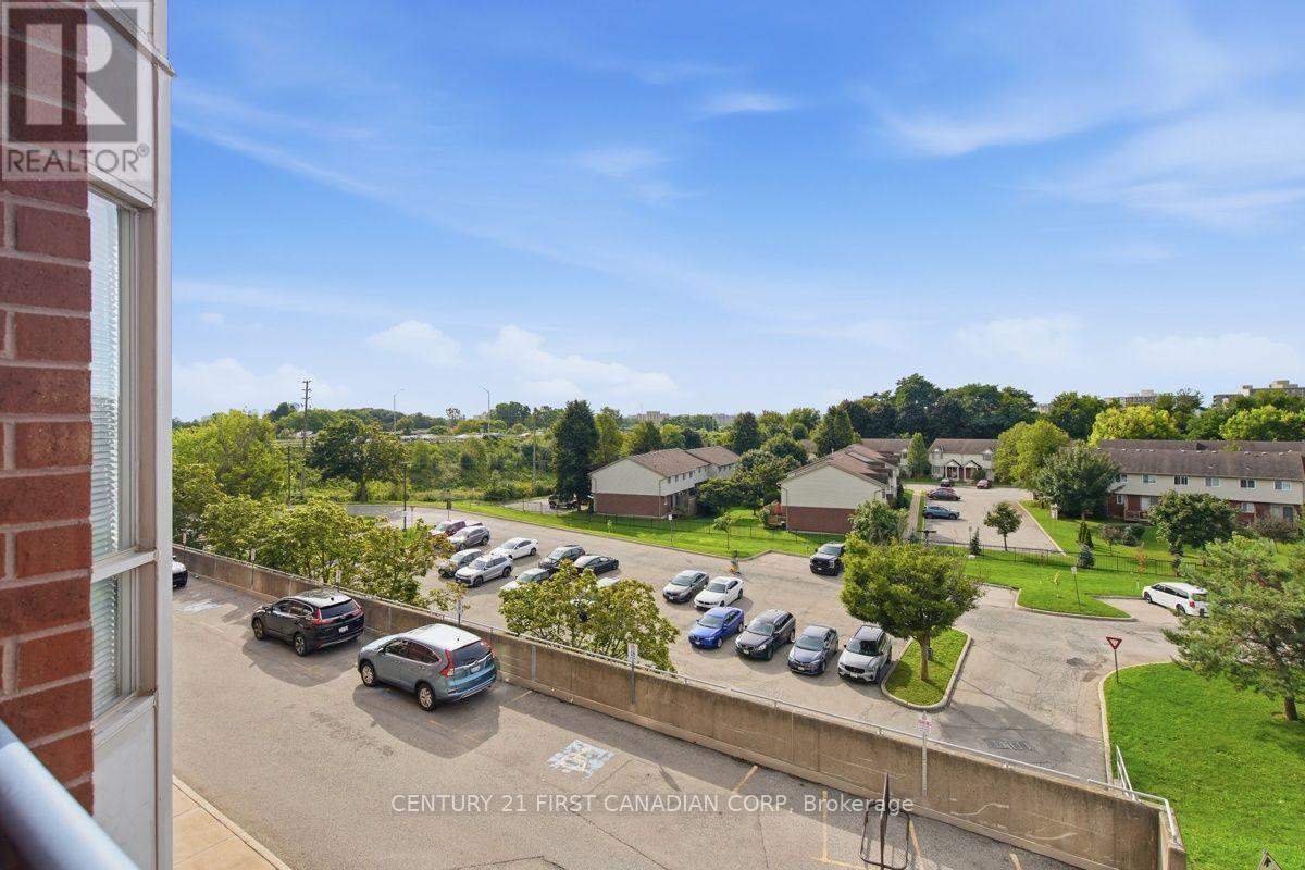 30 Chapman Court — photo 33