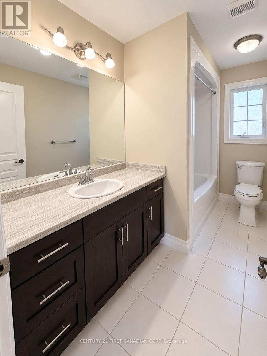1025 GLENEAGLE TRAIL, London North (North S) — photo 5