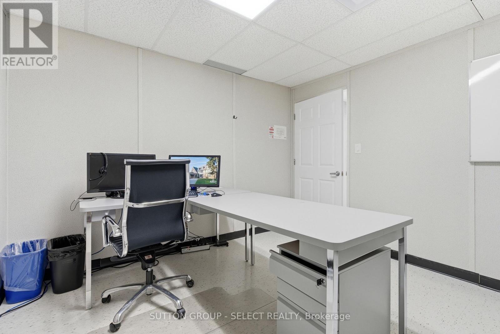 370 HURON STREET, London East (East B) — photo 5