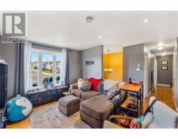 100 Canterbury Drive thumbnail 19
