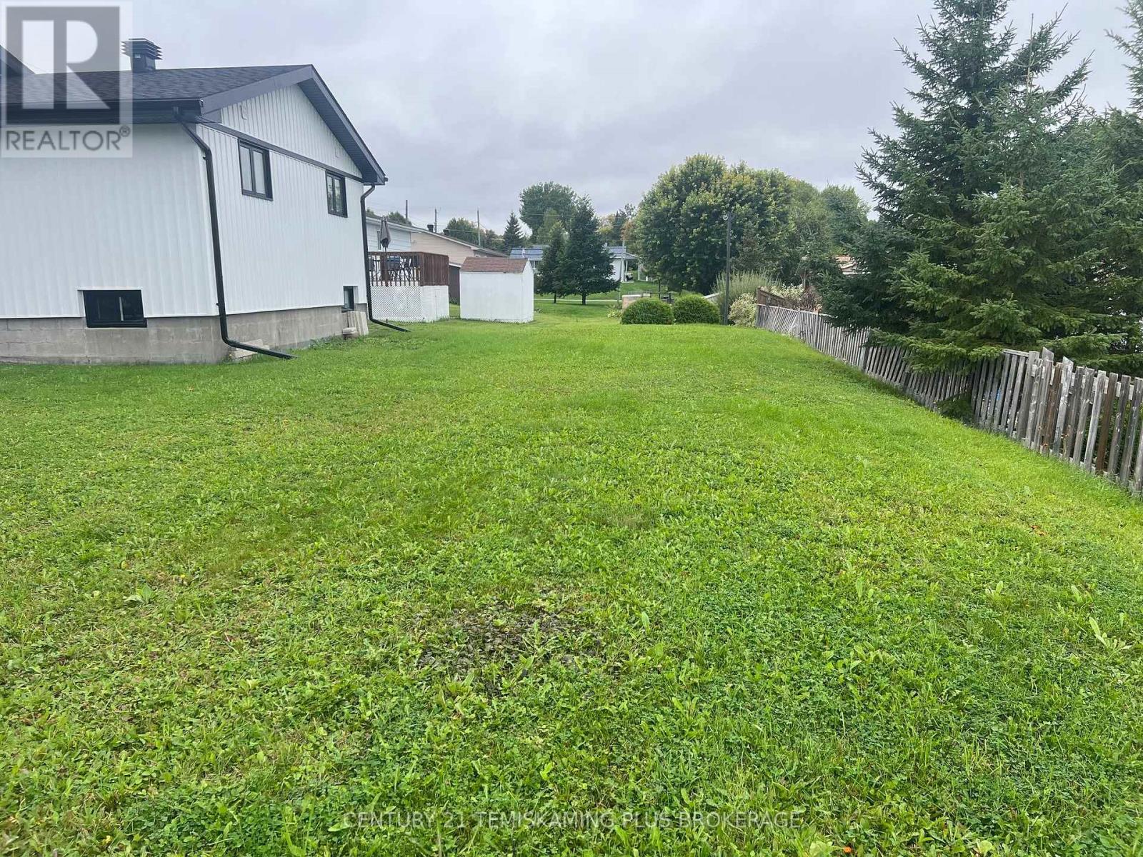 377 JOYAL DRIVE - 22