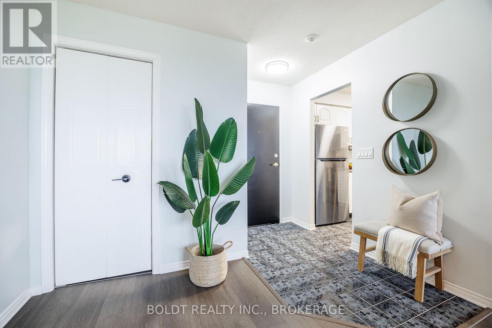 #812 81 SCOTT STREET - Image 11