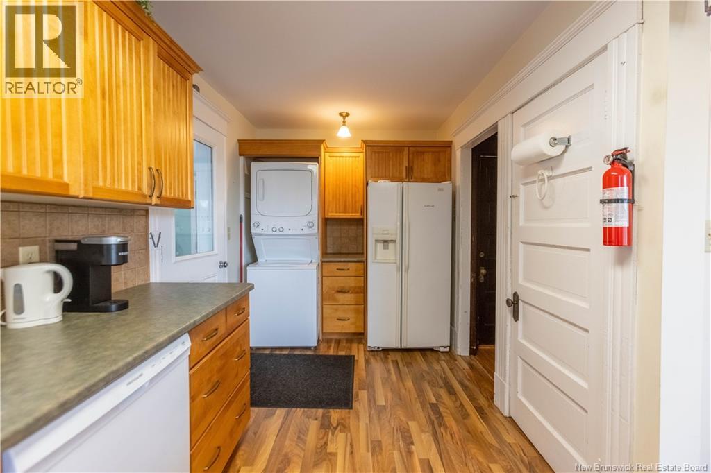36 Main Street - 17