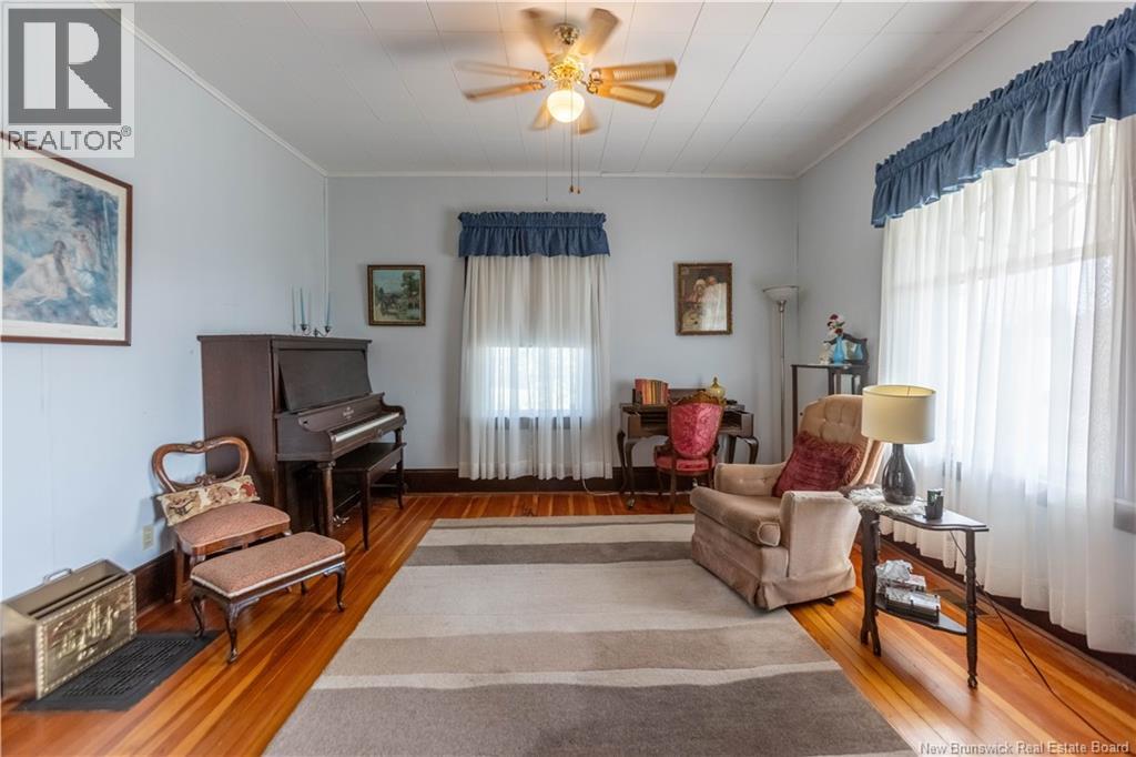 36 Main Street - 27
