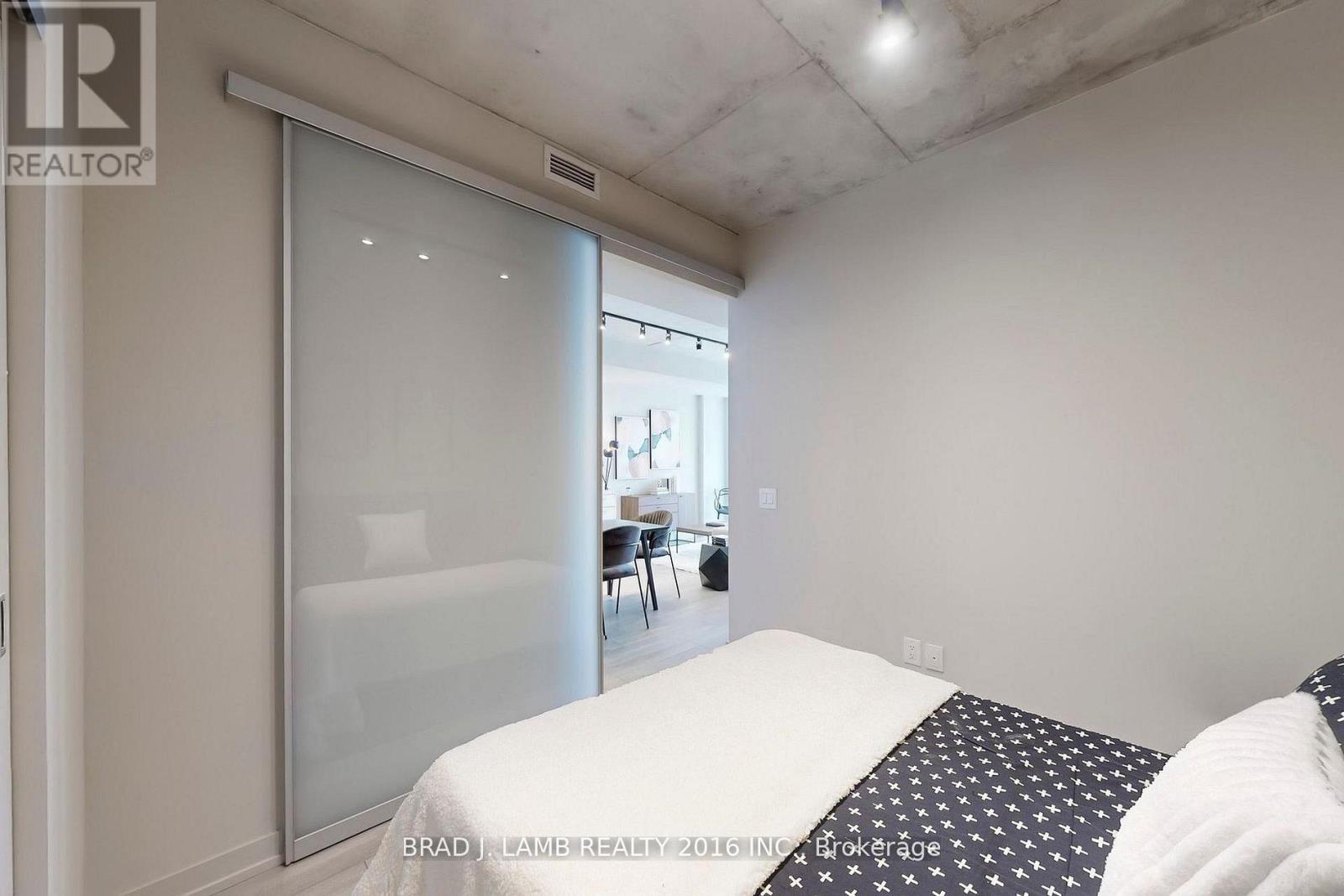 #1207 458 RICHMOND STREET W - 28