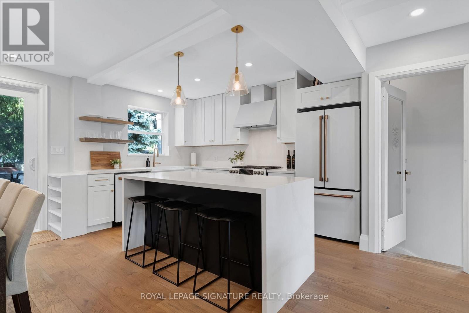 124 DONLEA DRIVE - 8
