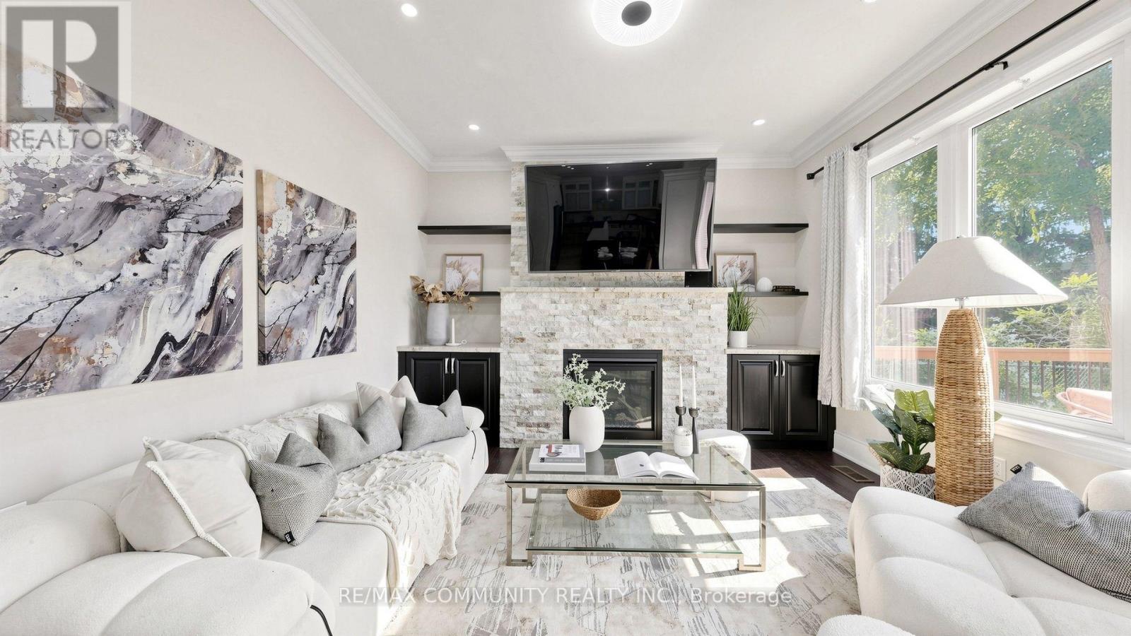118 HAREWOOD AVENUE - 9