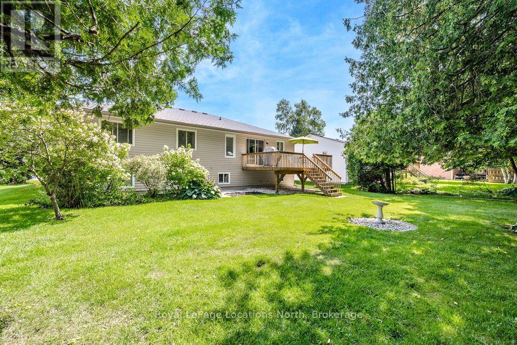 40 FAIRWAY CRESCENT - 26