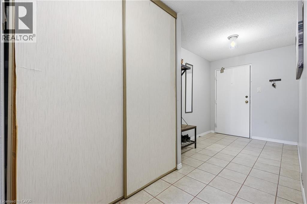 55 GREEN VALLEY Drive Unit# 1012, Kitchener — photo 4