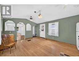 4pc Bathroom - 62 Chapel Street, Springhill, NS B0M1X0 Photo 6