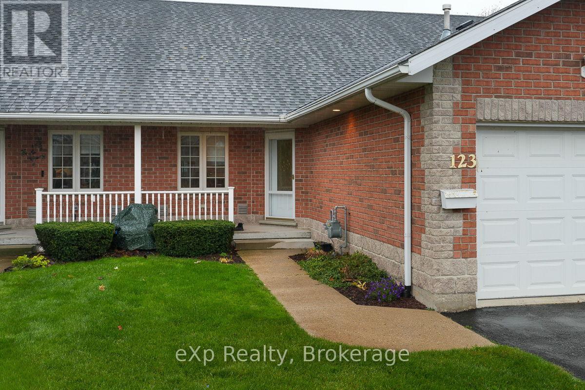 3 - 123 CHURCH STREET N, Wellington North (Mount Forest) — photo 3