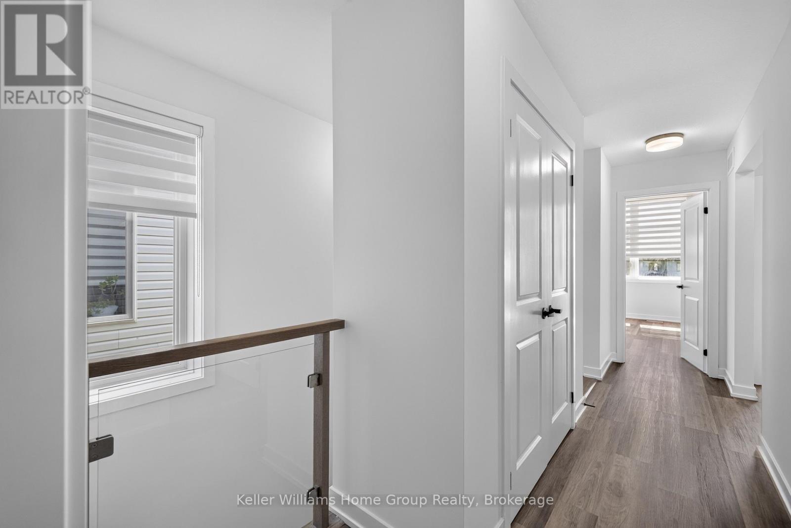 23 FERRIS CIRCLE - Image 29