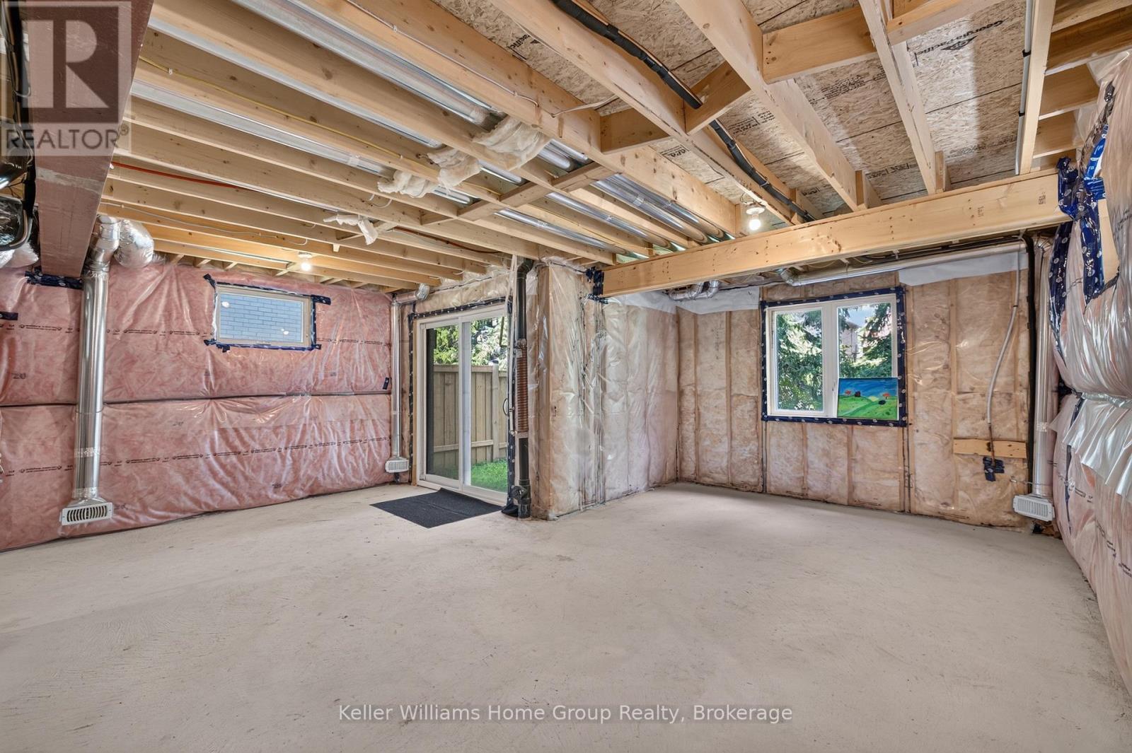 23 FERRIS CIRCLE - Image 30
