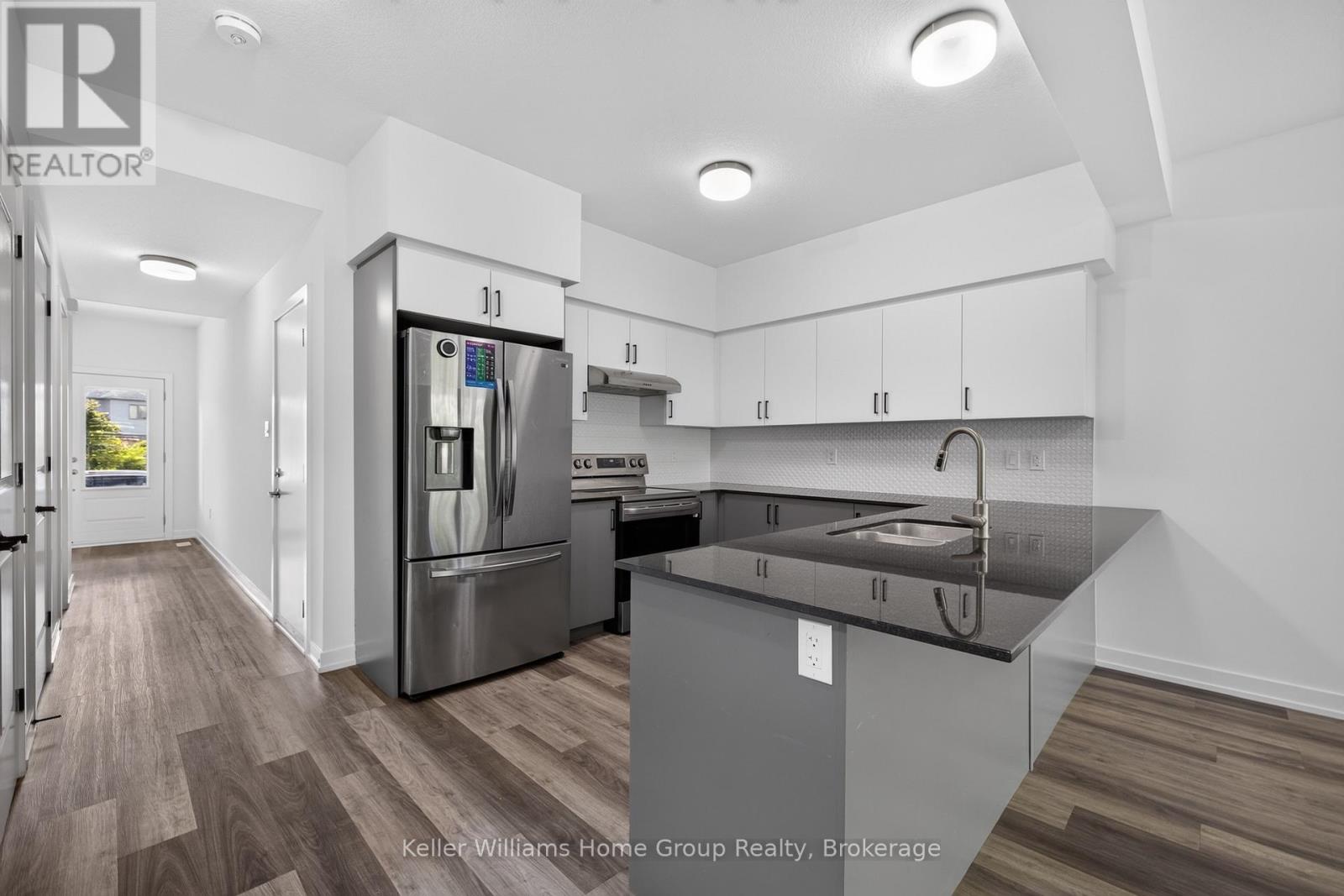 23 FERRIS CIRCLE - 9