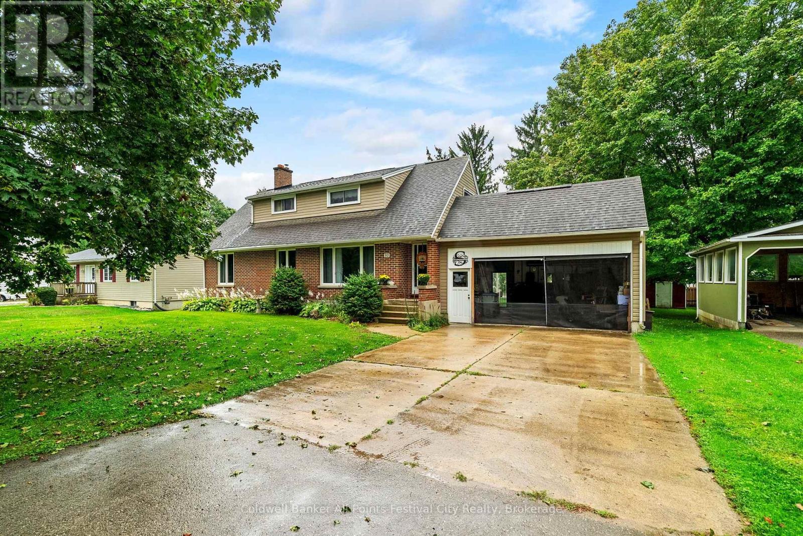 80 PRINCESS STREET W, Central Huron (Clinton) — photo 1