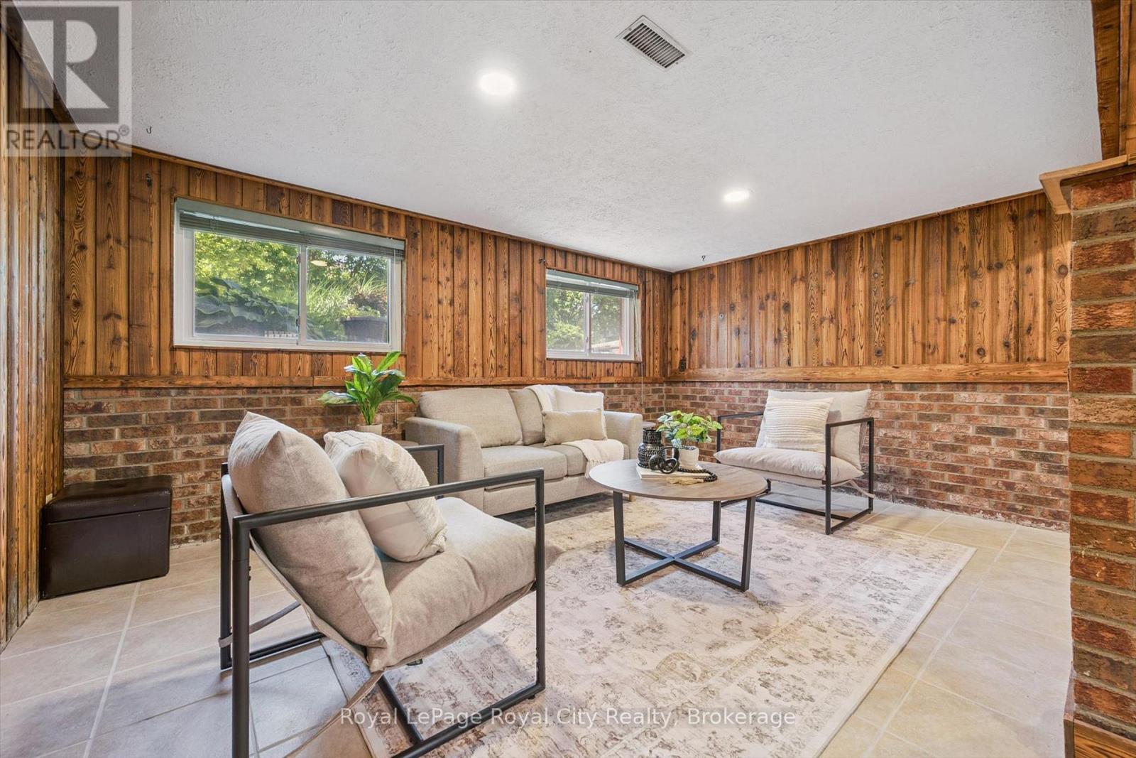 85 SLEEMAN AVENUE - Image 23