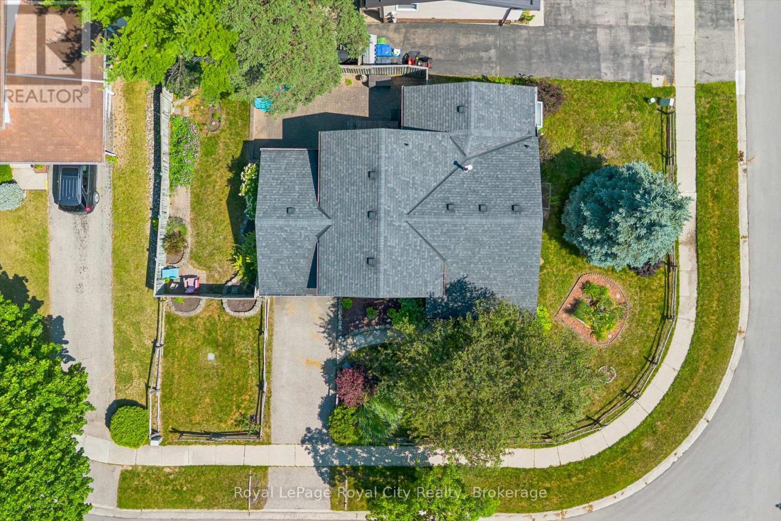 85 SLEEMAN AVENUE - Image 31