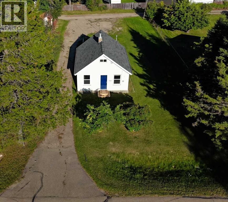 531 65 Street, Edson — photo 4