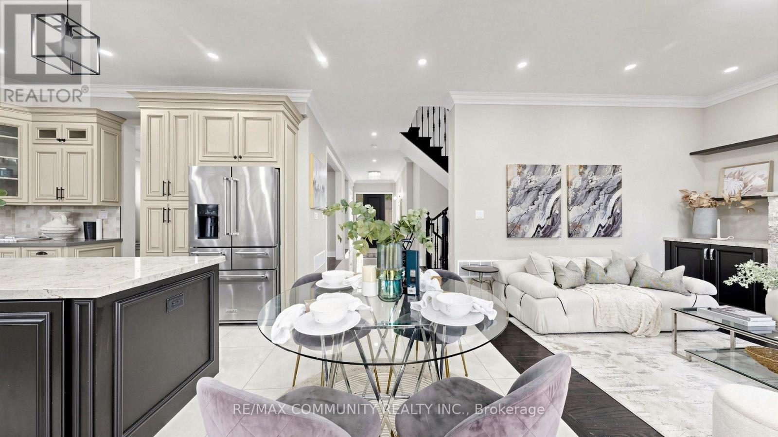 118 HAREWOOD AVENUE - 14