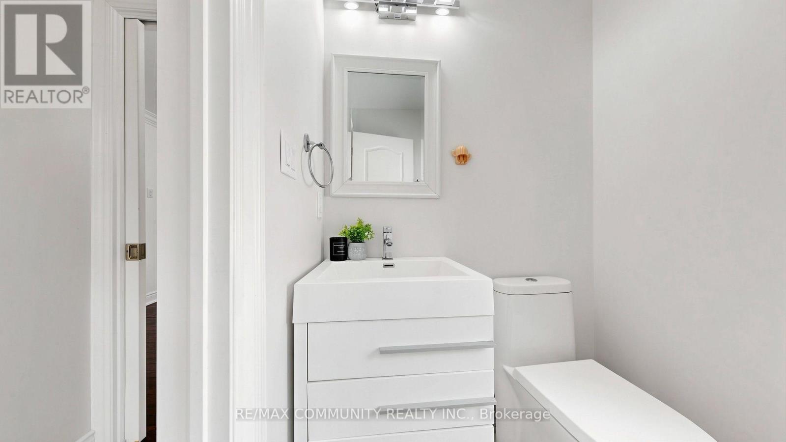 118 HAREWOOD AVENUE - Image 32