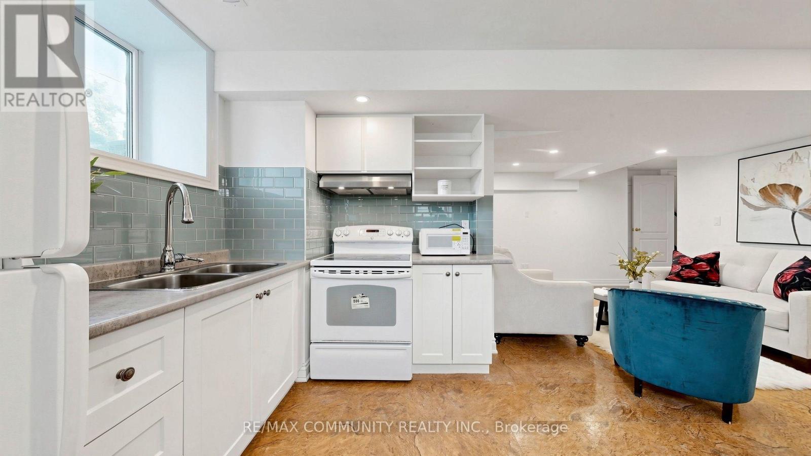 118 HAREWOOD AVENUE - 41