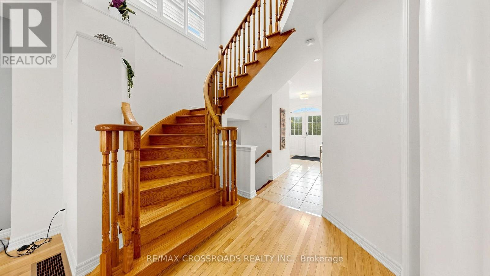 42 BOWKETT DRIVE - 22